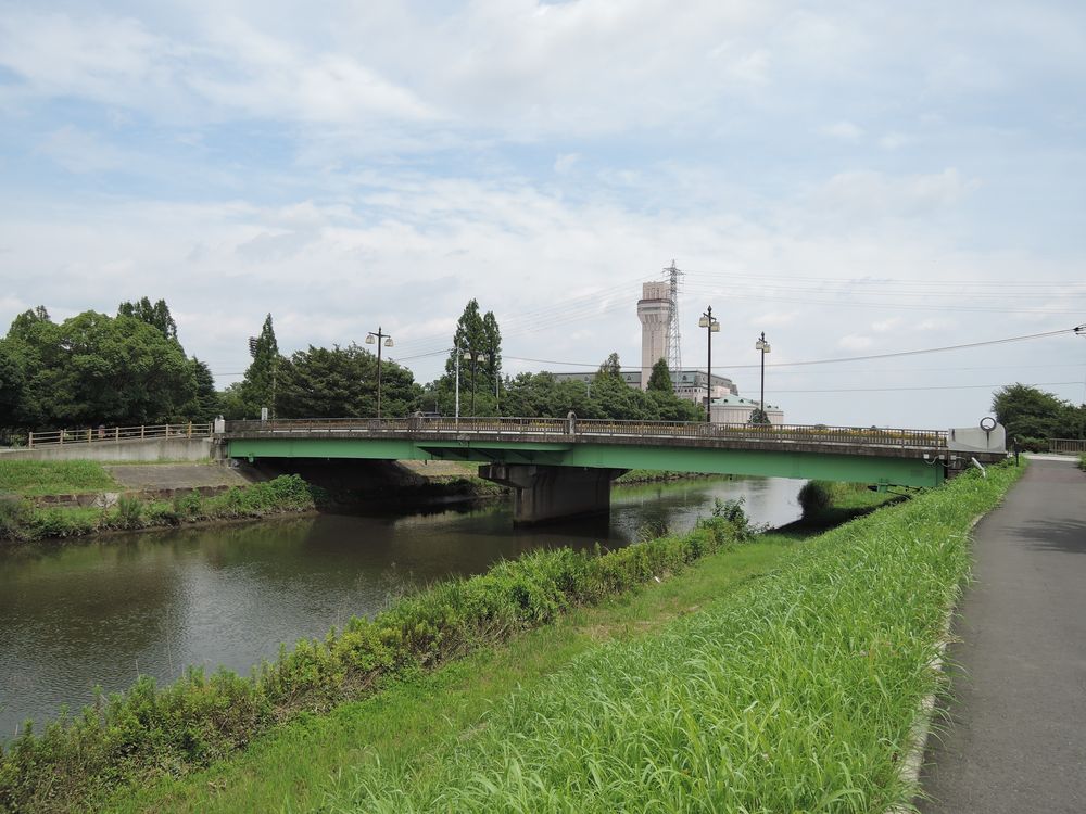 新方川緑道（東橋～千代田へ橋）