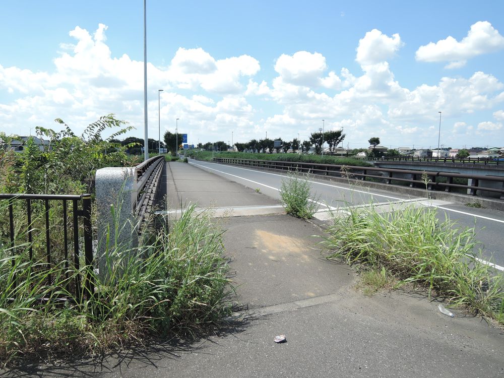 新ましもり橋（南詰方面）東埼玉道路・上り線