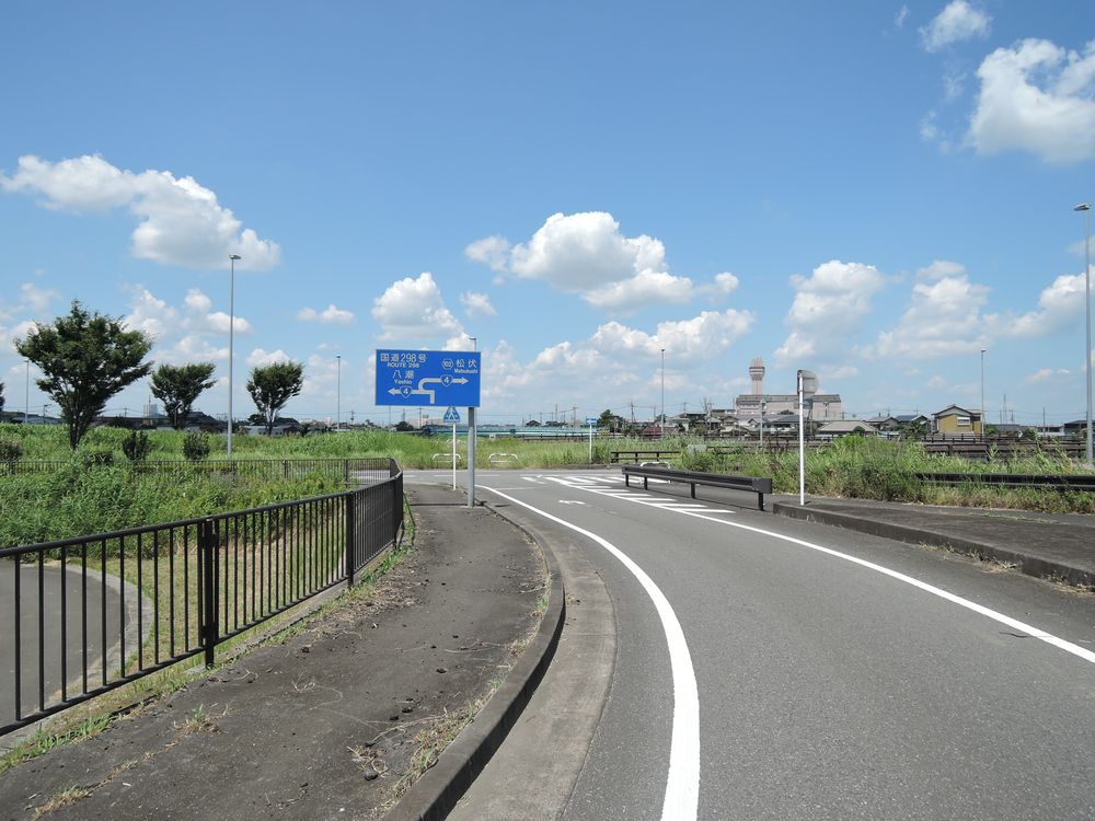 平方東京線と東埼玉道路の合流地点